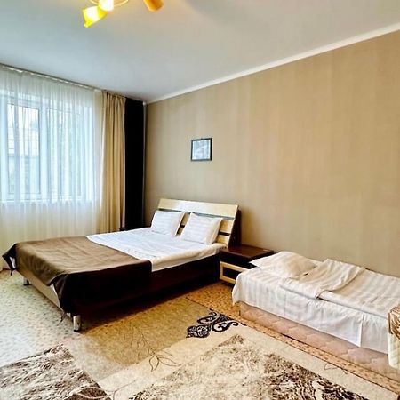 Chilling House Hotel Чолпон-Ата Екстериор снимка