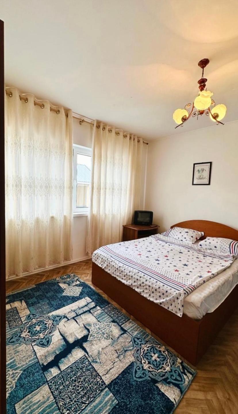 Chilling House Hotel Чолпон-Ата Екстериор снимка